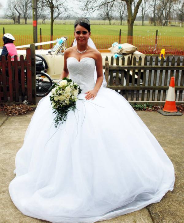 Gorgeous wedding dress